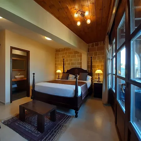 S.nikolis' Historic Boutique Отель