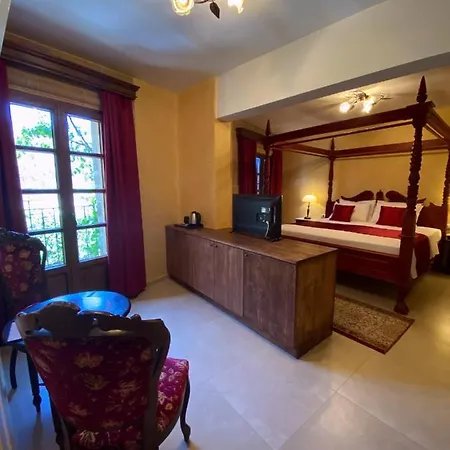Hotel S.nikolis' Historic Boutique 4*