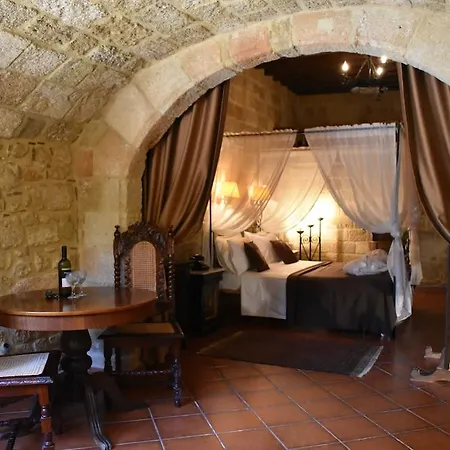 S.nikolis' Historic Boutique 4*