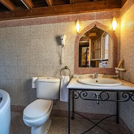 S.nikolis' Historic Boutique 4*