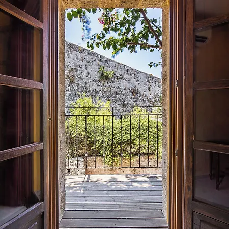 Szálloda S.nikolis' Historic Boutique 4*