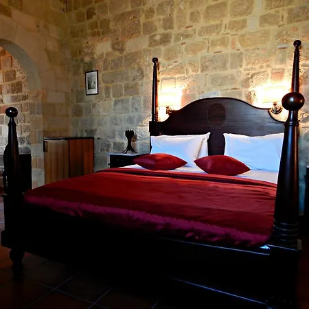 S.nikolis' Historic Boutique Родос