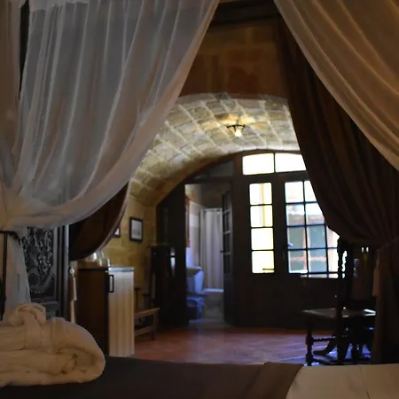 S.nikolis' Historic Boutique Hotel 4*