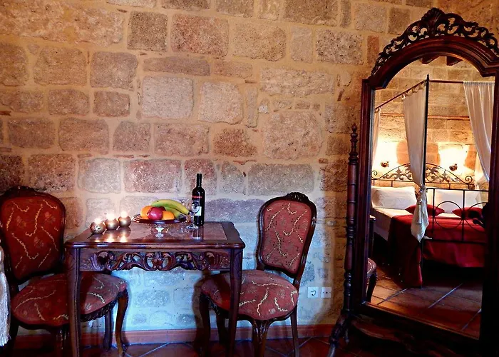 S.nikolis' Historic Boutique