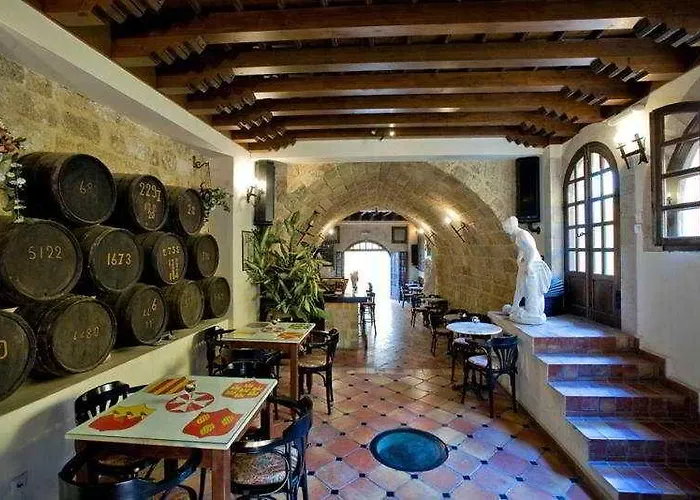 S.nikolis' Historic Boutique